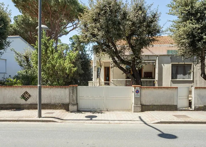 Lejlighed A Due Passi Dal Mare, Parcheggio E Giardino San Vincenzo