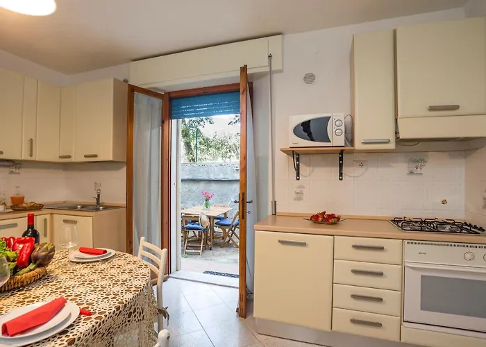 Lejlighed A Due Passi Dal Mare, Parcheggio E Giardino