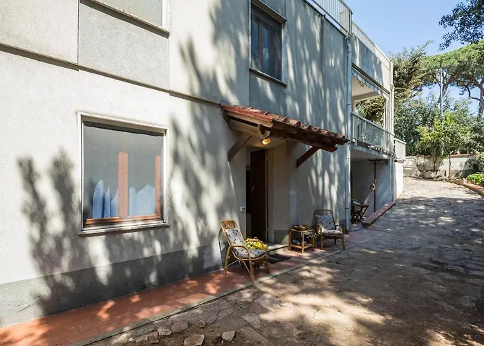 A Due Passi Dal Mare, Parcheggio E Giardino San Vincenzo