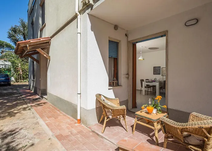 A Due Passi Dal Mare, Parcheggio E Giardino Lejlighed