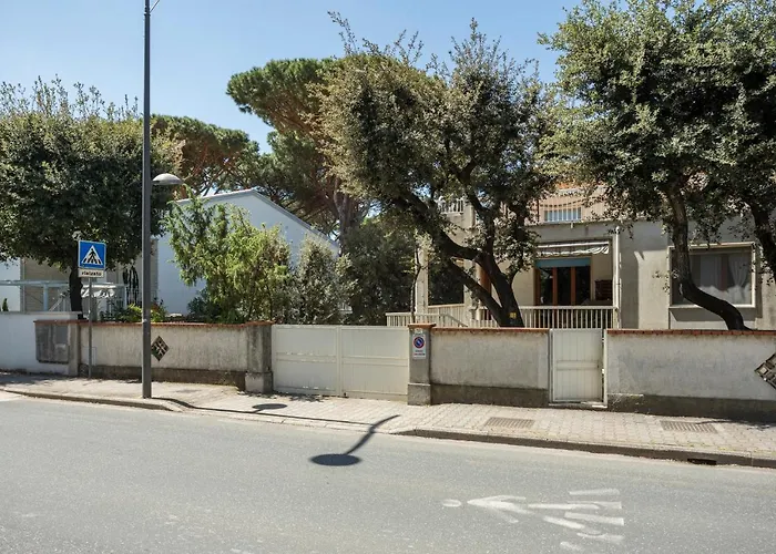 Lejlighed A Due Passi Dal Mare, Parcheggio E Giardino San Vincenzo