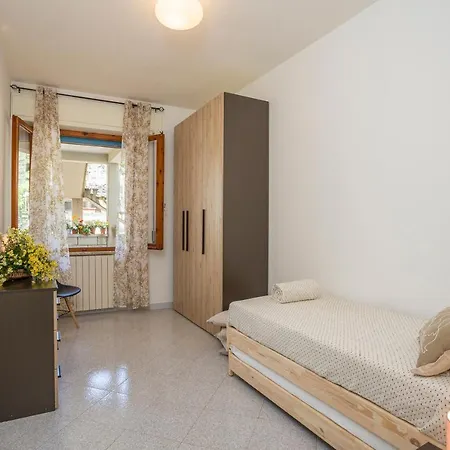A Due Passi Dal Mare, Parcheggio E Giardino Apartmán *