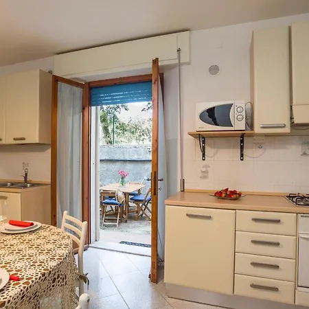 Apartmán A Due Passi Dal Mare, Parcheggio E Giardino