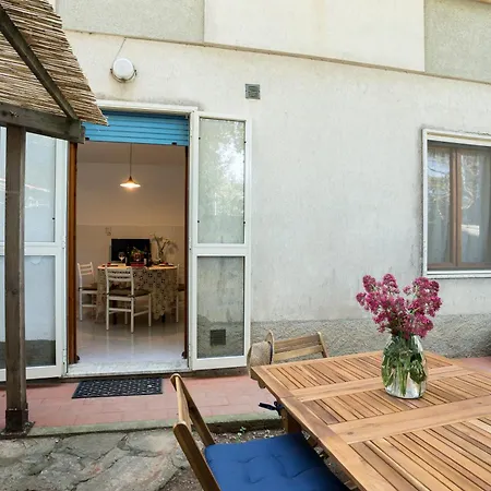 A Due Passi Dal Mare, Parcheggio E Giardino Apartmán San Vincenzo