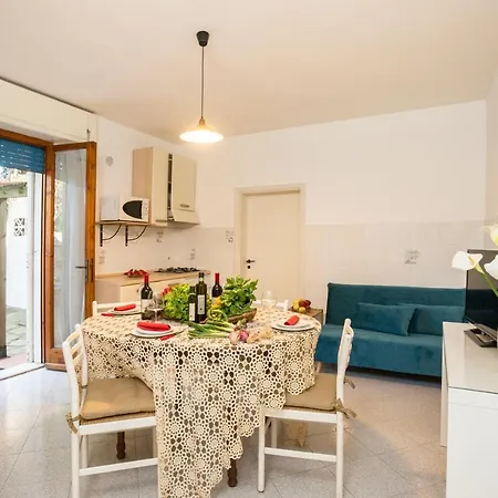 A Due Passi Dal Mare, Parcheggio E Giardino 圣温琴佐